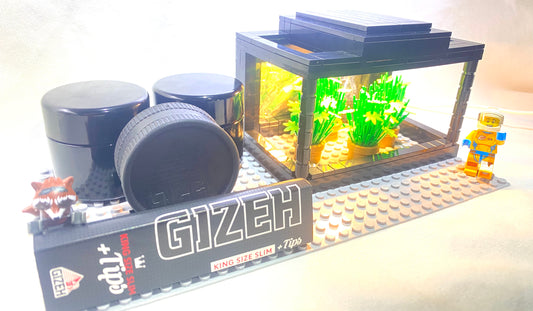 Growroom Nightlamp by Tiny Pig Bricks